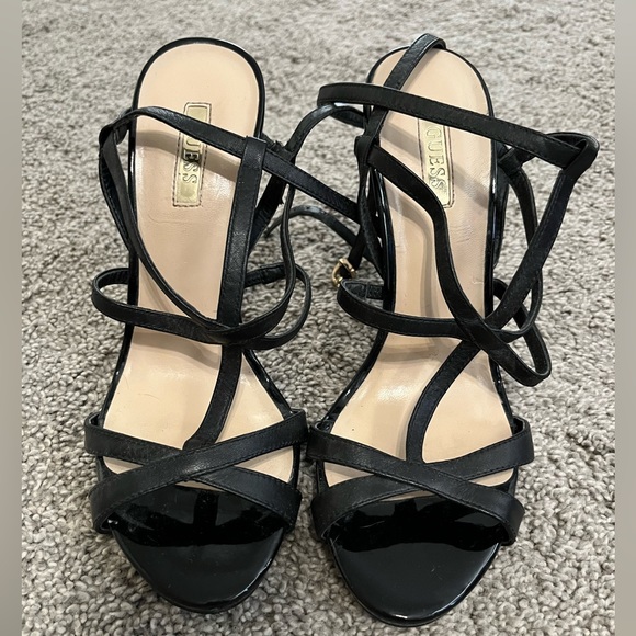 NWOT Guess Black and Gold Strappy Heels 🖤 - Picture 3 of 6